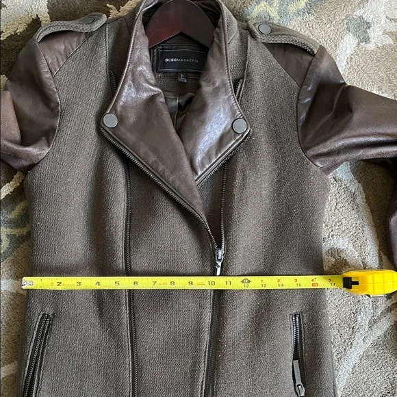 BCBGMaxAzria Army Green Wool coat jacket w100% brown leather collar & sleeves XS - Picture 13 of 13
